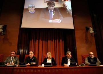 Puigdemont jura la Constitución por “imperativo legal”
