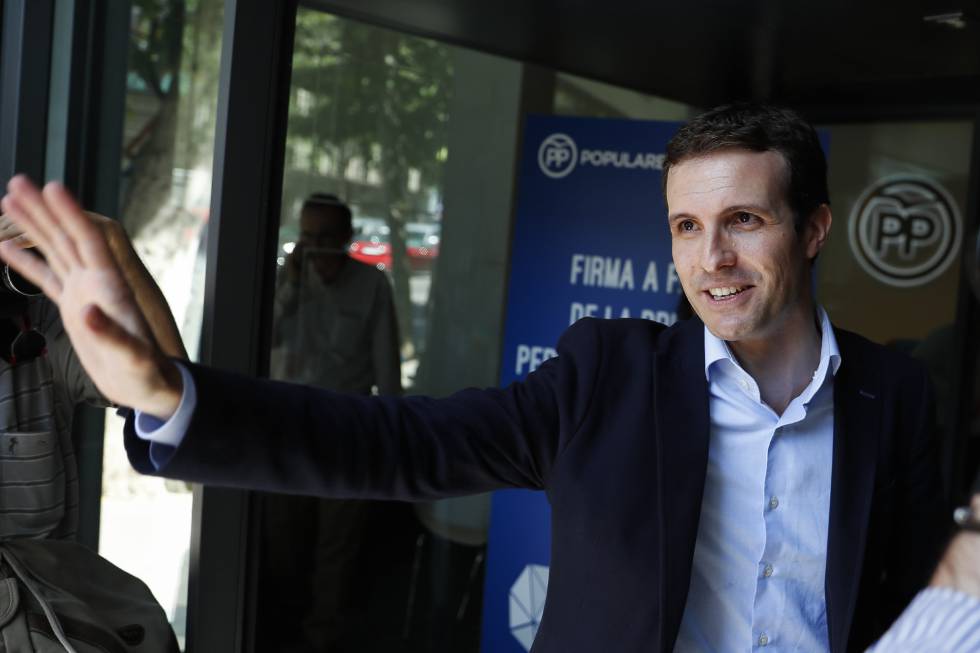 Pablo Casado, durante el anuncio de su candidatura a presidir el PP.