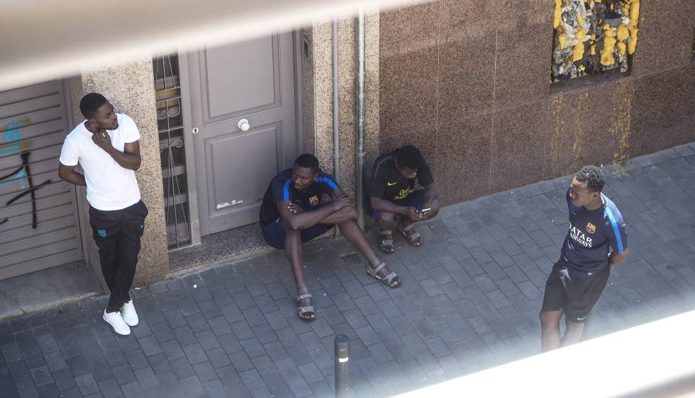 Discreción forzosa para los migrantes acogidos en Barcelona ... Discreción forzosa para los migrantes acogidos en Barcelona ...