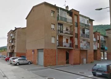 Un hombre mata a su expareja y hiere de gravedad a su hija en un pueblo de Girona