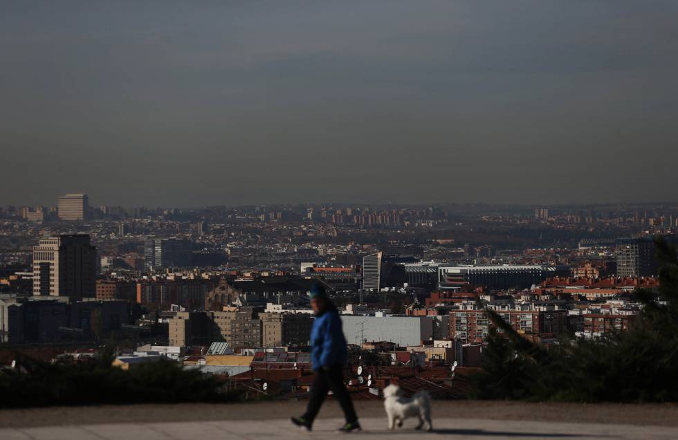 Madrid Central Traffic System City Hall Bans Older More Madrid City Hall Bans Older More Polluting Cars From Center
