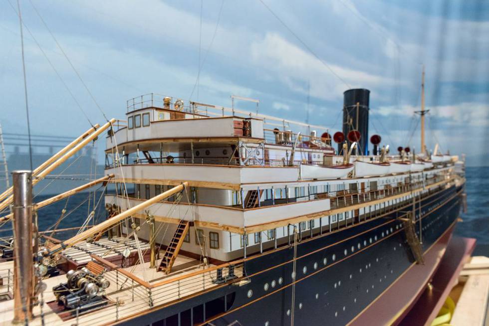 Model del vapor correu 'Infanta Isabel', a l'exposició 'Catalunya, mar enllà'.