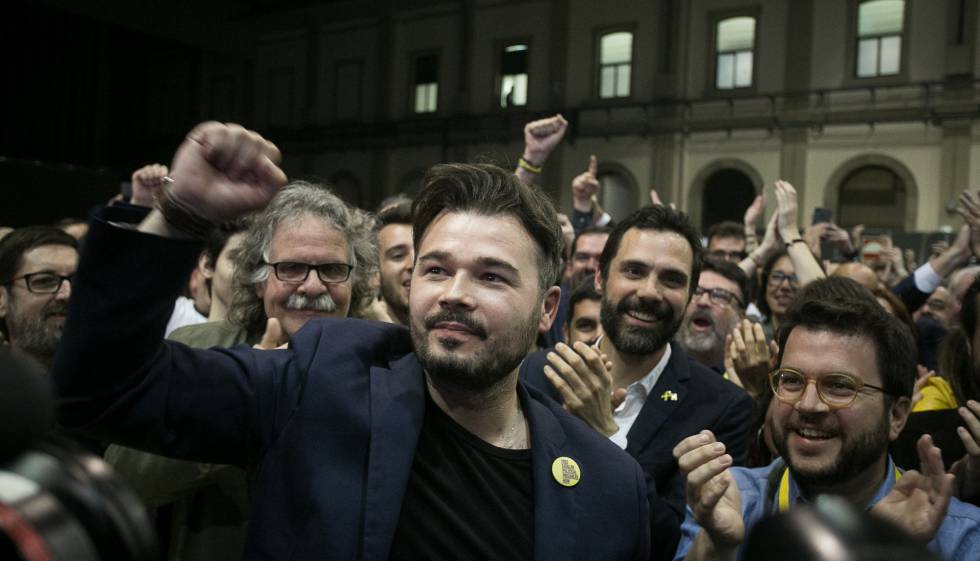 Esquerra se lanza a arrebatarle el poder territorial al PDeCAT