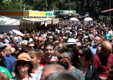 En la Feria del Libro el tamaño importa
