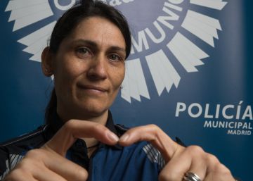 “Se me criticó por desfilar de uniforme en el Orgullo”