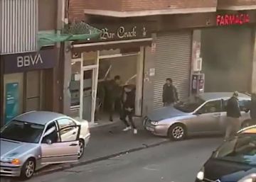 Varios heridos en Badalona por una pelea con arma blanca en un bar
