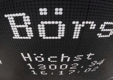 Panel que muestra el Dax sobre los 13.000 puntos