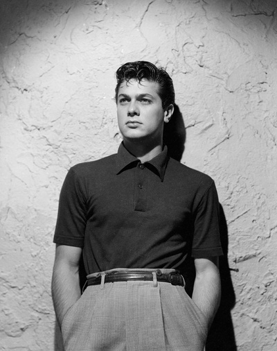 Resultado de imagen de tony curtis con faldas y a lo loco