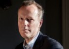 Edward St Aubyn: “Escribía o me suicidaba”