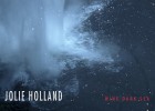 Jollie Holland rompe el molde