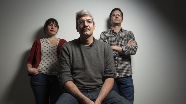 Os escritores Laia Jufresa, Emiliano Monge e Nicolás Cabral.
