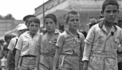 A group of exiled Spanish children in Veracruz state.