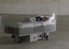 'Two Roaming Beds', la instalación de Carsten Höller en Milán.