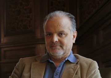 “Ser escritor es otra forma de ser mago y buscador de tesoros”