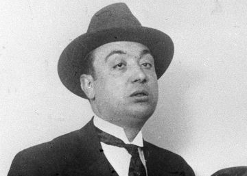 Al servicio de la historia