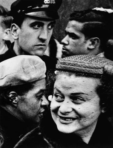 Cuatro cabezas, Día de Acción de Gracias , 33 y Broadway, Nueva York, 1954