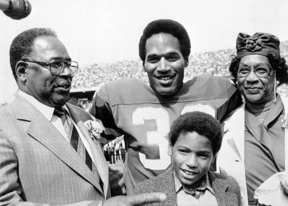 O. J. Simpson, de nuevo estrella de la televisión 20 años después