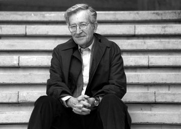 Noam Chomsky: “No somos autómatas”