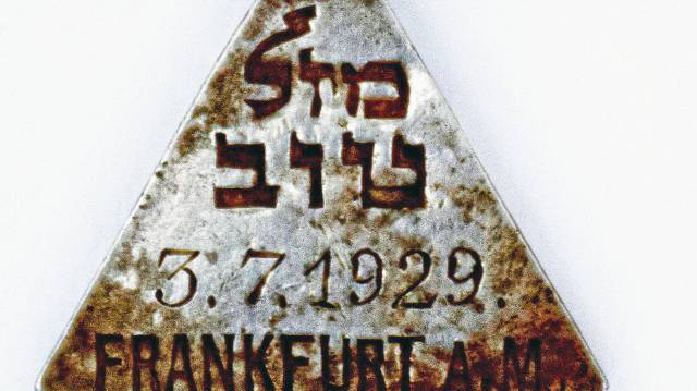 El pendiente que perteneció a Karoline Cohn.