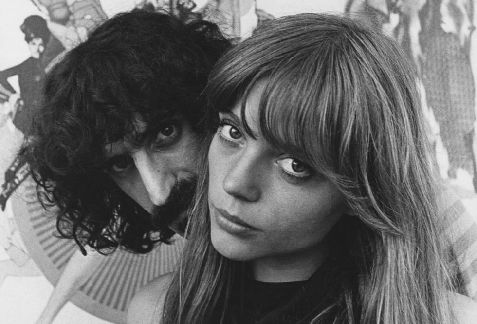 Zappa y su esposa, Gail, en una imagen sin datar.