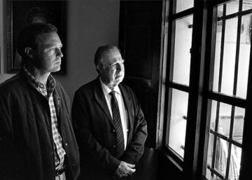 Pepe Luis V&aacute;zquz, junto a su padre, fallecido en 2013.