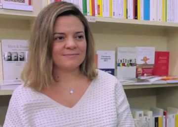 “La buena literatura necesita ser leída en el sofá, no en el metro”