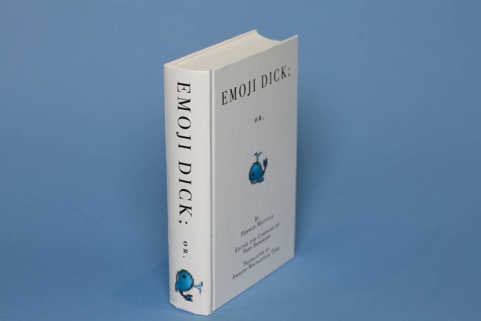 El libro 'Emoji Dick', una traducción a pictogramas de la novela 'Moby Dick'.