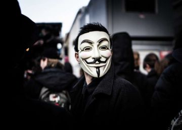 Cuando escribe la multitud