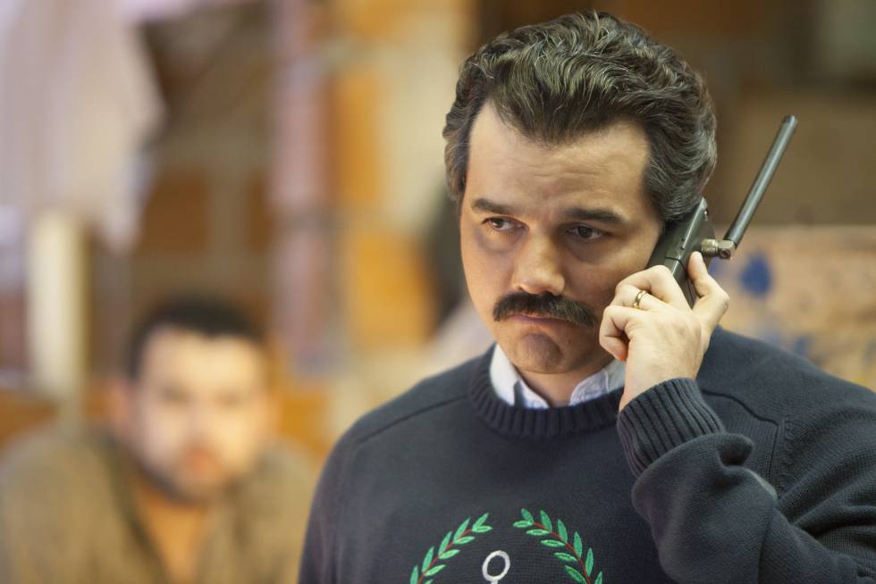 El hermano de Pablo Escobar amenaza a Netflix por ‘Narcos’ Roberto De Jesus Escobar exige mil millones de dólares por derecho 1505831969_291225_1505834991_noticia_normal