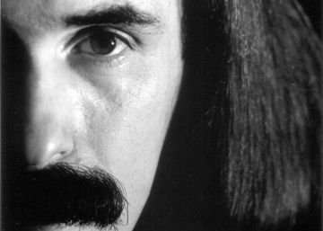 Mircea Cartarescu: “Empecé por amarme y he acabado por odiarme”