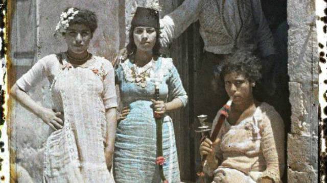 Mujeres en Jaffa (entonces Palestina) en 1918.