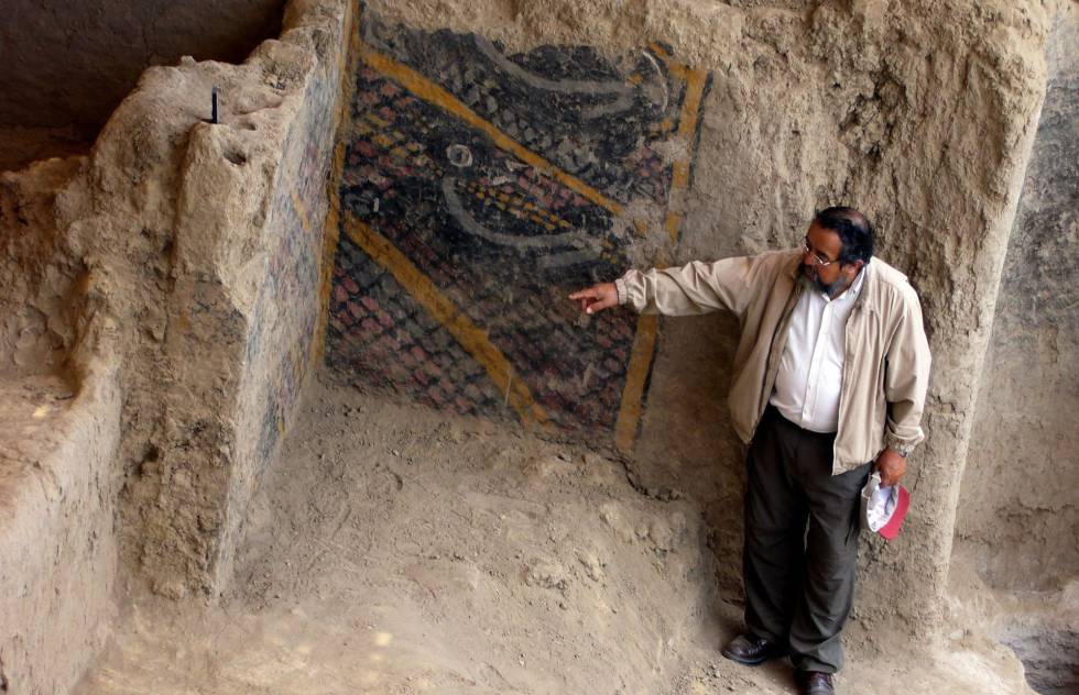 El mural más antiguo de América, según los expertos, antes de ser incendiado.