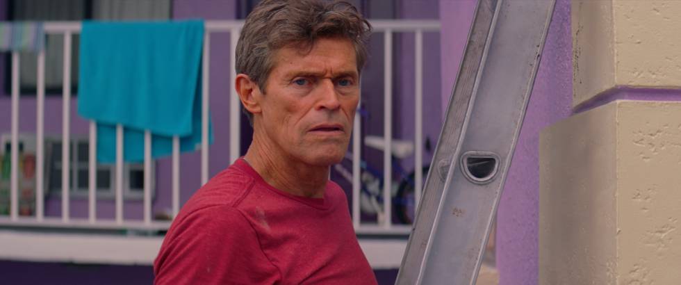 Willem Dafoe en el papel de Bobby en Florida Project.