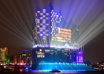 Grandes inauguraciones, grandes figuras