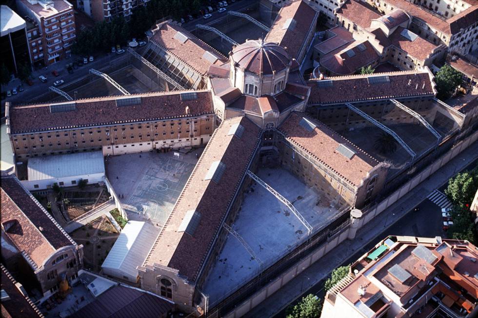 Vista aérea de la cárcel Modelo de Barcelona.