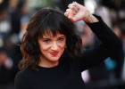 Asia Argento, voz clave contra Weinstein, frenó con un pacto legal la acusación de que abusó de un menor