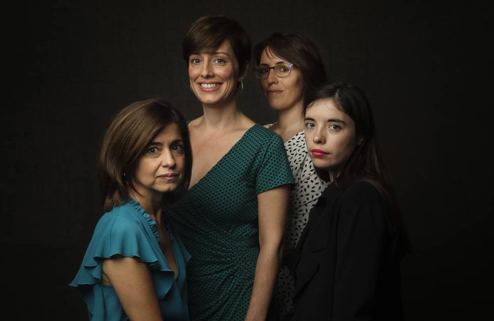 De izquierda a derecha, Marta Orriols, Marta Carnicero, Eva Baltasar y Luna Miguel.