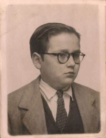 Vázquez Montalbán, en una imagen de su infancia.