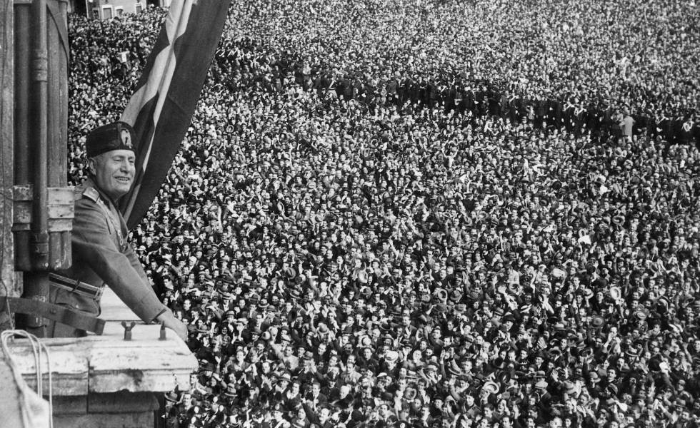 Benito Mussolini, durante la proclamaciÃ³n del â€œImperio italianoâ€ el 9 de mayo de 1936 en Roma.