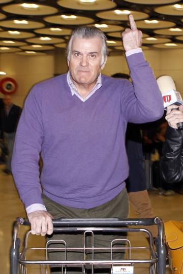 Luis Barcenas, en el aeropuerto de Barajas en 2013.