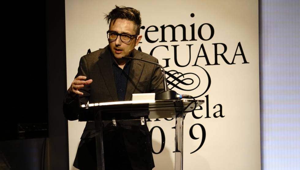 El escritor Patricio Pron, este jueves en Madrid. 