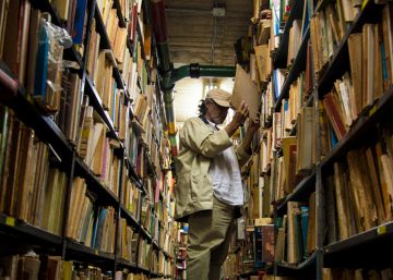 Este sábado en ‘Babelia’, cómo narrar la decadencia de Venezuela