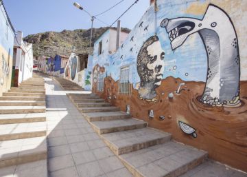Uno de los murales del barrio de San Isidro de Orihuela, población natal del poeta, dedicado a Miguel Hernández.  