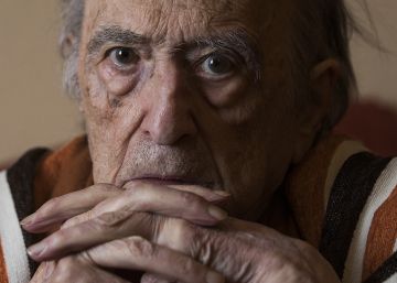 Este sábado en ‘Babelia’, autorretrato inédito de Ferlosio