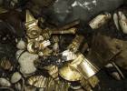 Aves con oro y collares, la ofrenda hallada en el Templo Mayor de México a la espera de los líderes aztecas