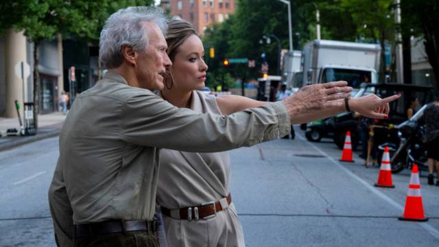 Eastwood dirige a Olivia Wilde en 'Richard Jewell'.