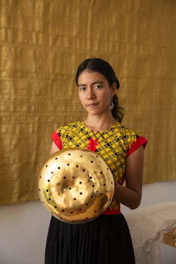 Ana Hernández with her reinterpretation of jícara.