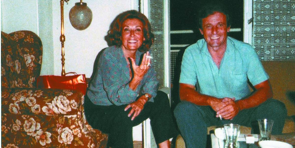 Julia y Emilio Gutiérrez Caba, en una imagen sin fechar del archivo familiar.