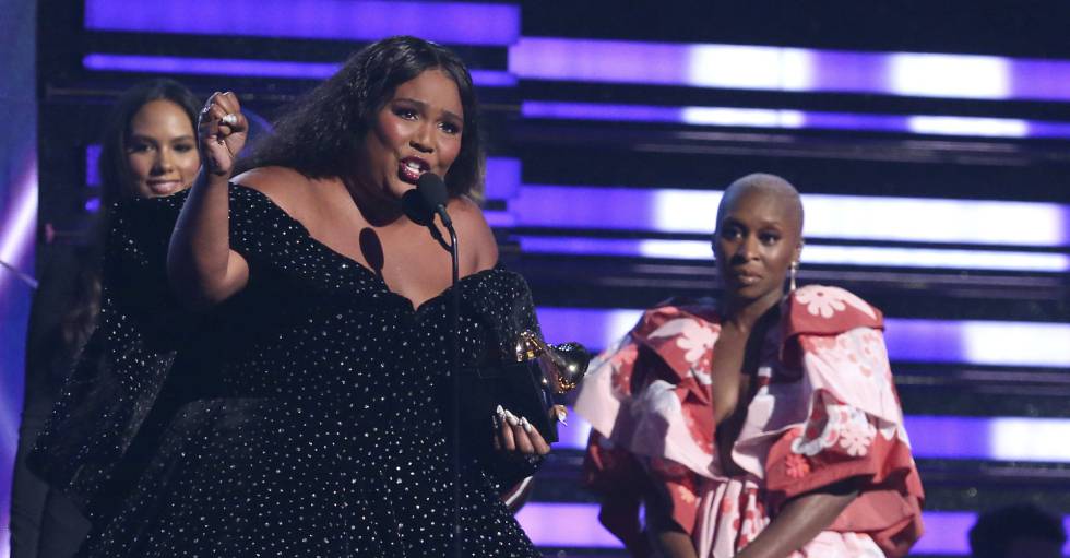 Lizzo, con el premio a la mejor interpretación solista pop.
