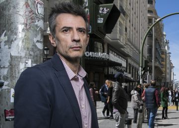 Juan Tallón encaja el golpe en su última novela